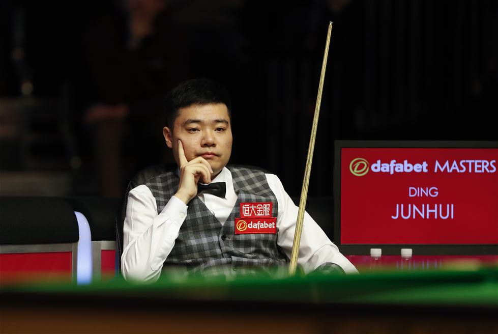 德甲赛场上 德甲赛场上